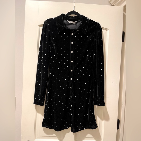 Zara Dresses & Skirts - Black velvet dress NWT